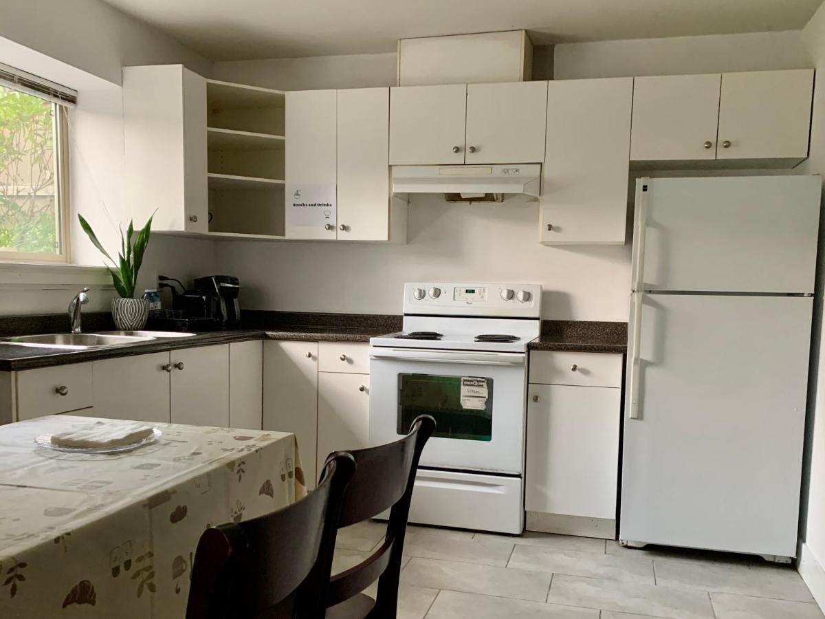 Spacious Burnaby Guest Home 외부 사진